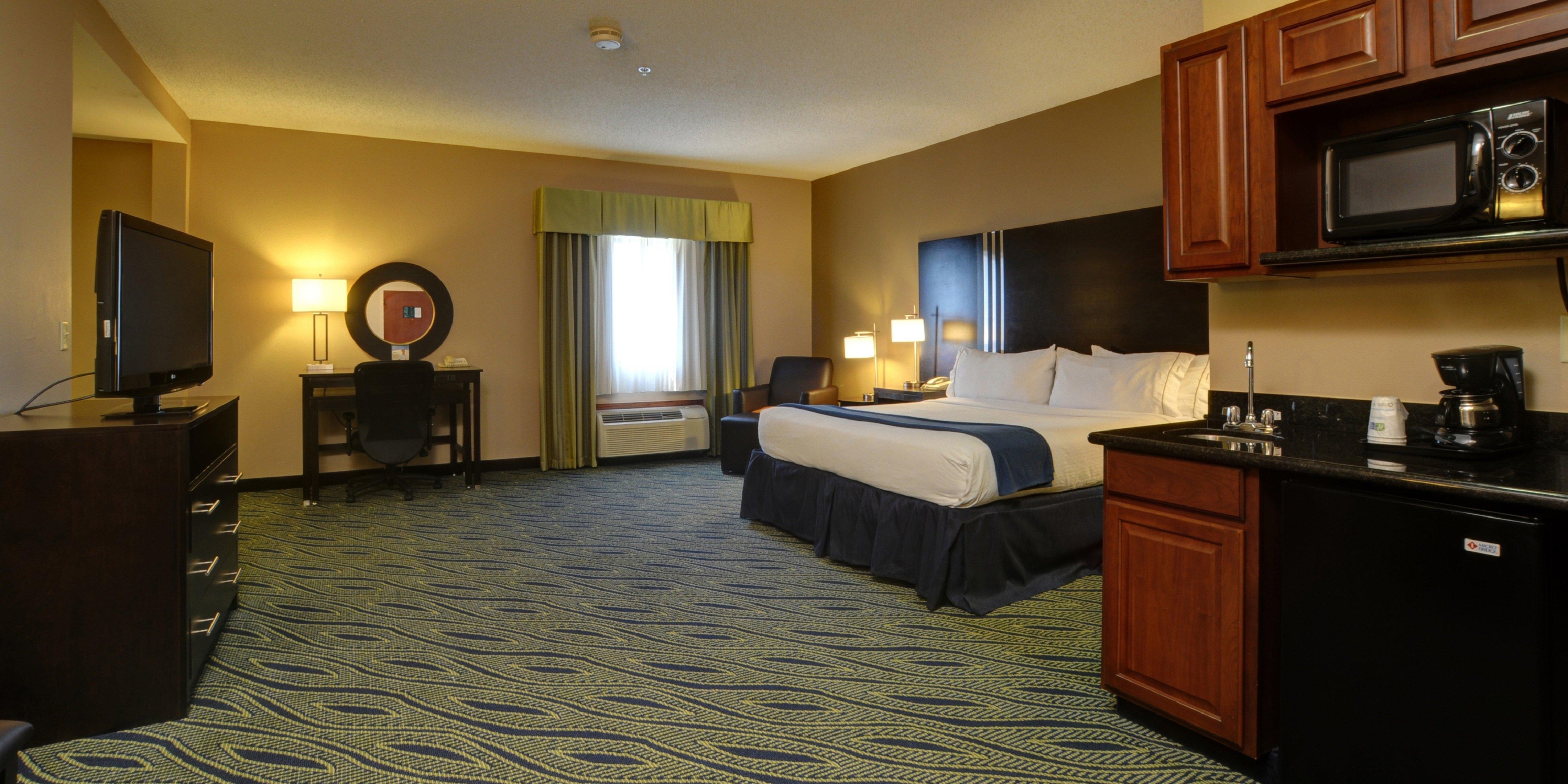 Holiday Inn Express & Suites Midwest City By Ihg Exterior photo