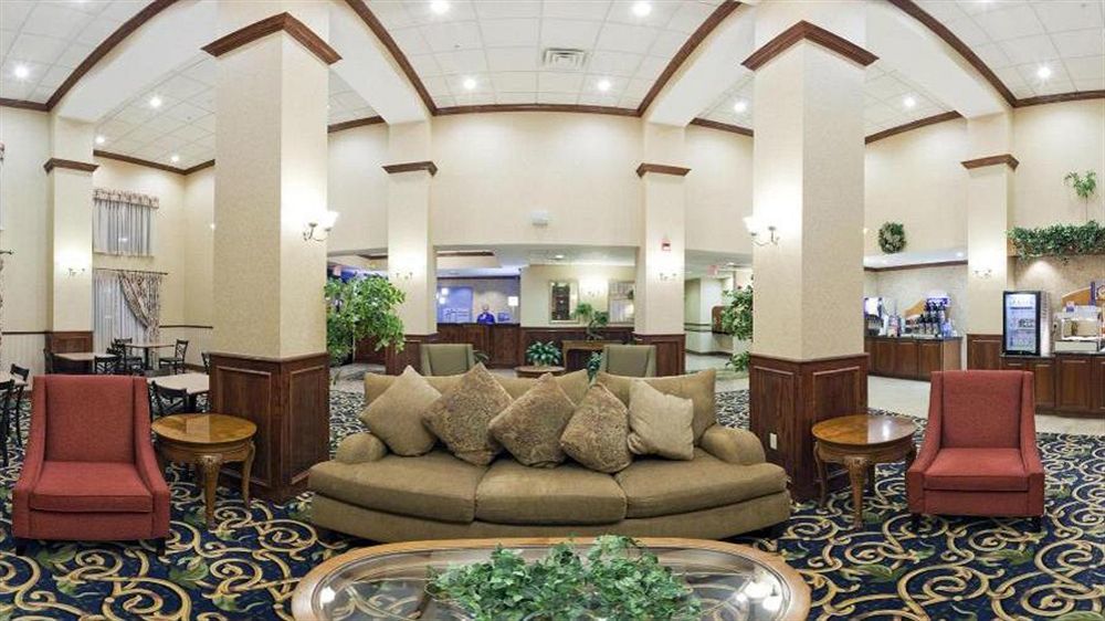 Holiday Inn Express & Suites Midwest City By Ihg Exterior photo